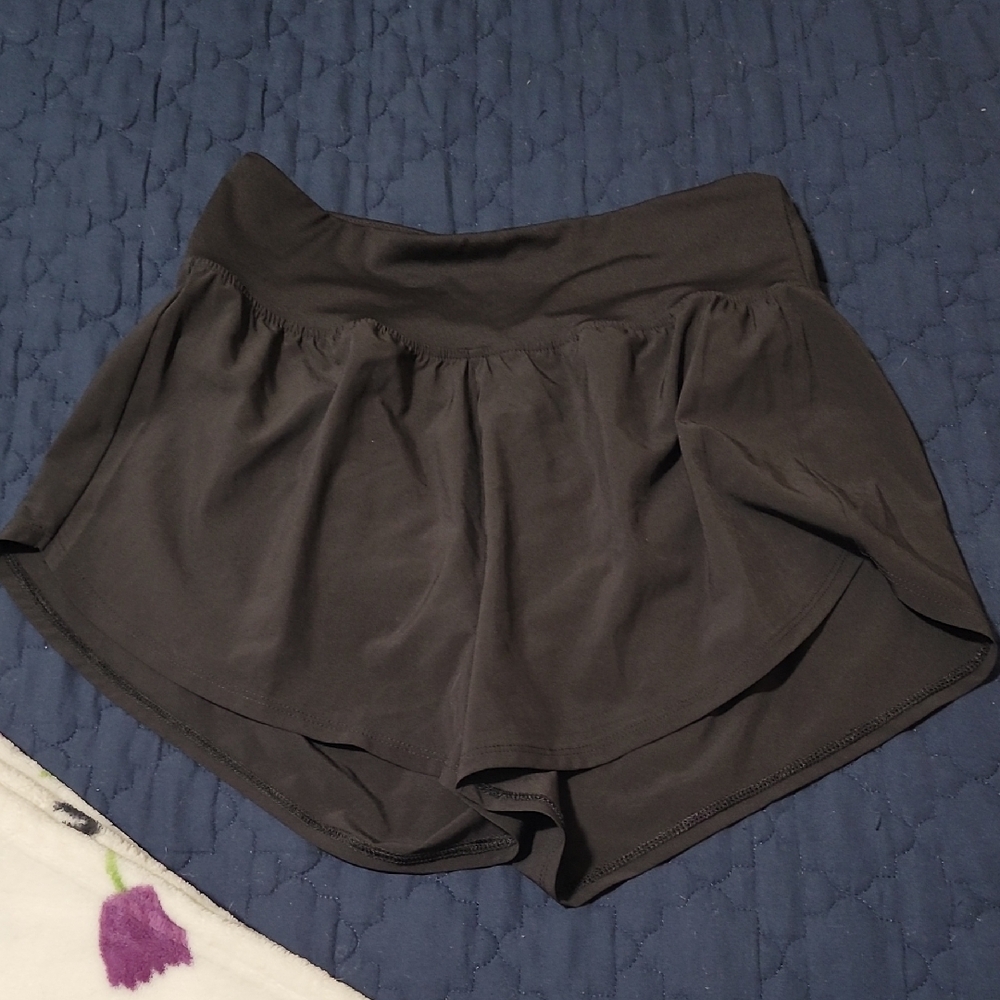 DSG Black Athletic Shorts Moisture-Wicking Lightweight Design